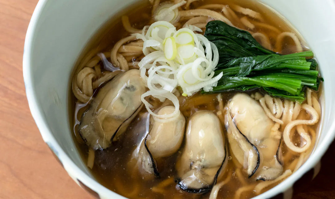 【糖質38.5g】旬を味わう低糖質そば。「牡蠣そばまーめん」で冬の活力補給