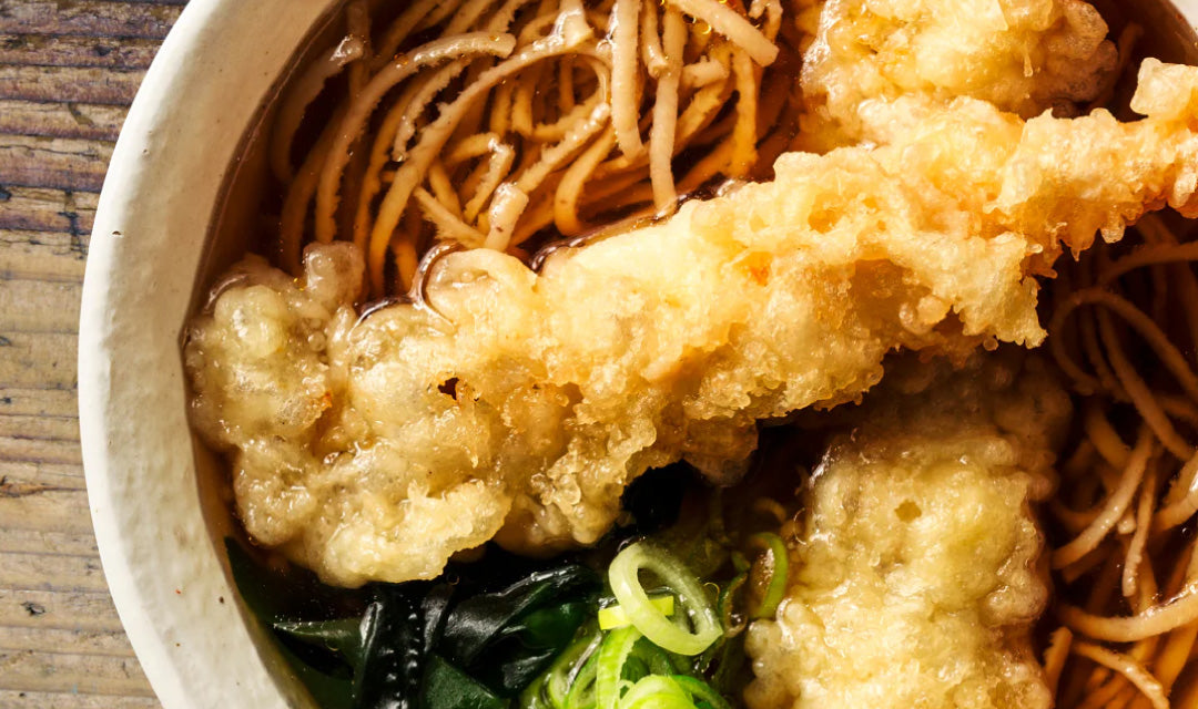 【糖質：22.1g】一年を締めくくる、大豆麺のヘルシー年越し蕎麦「海老天まーめん」