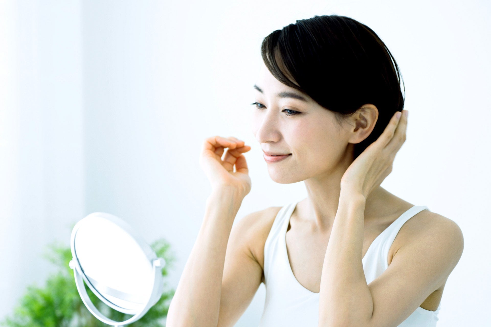 ショートヘアや前髪……ヘアーセラムを吹きかけるのが難しい時は？