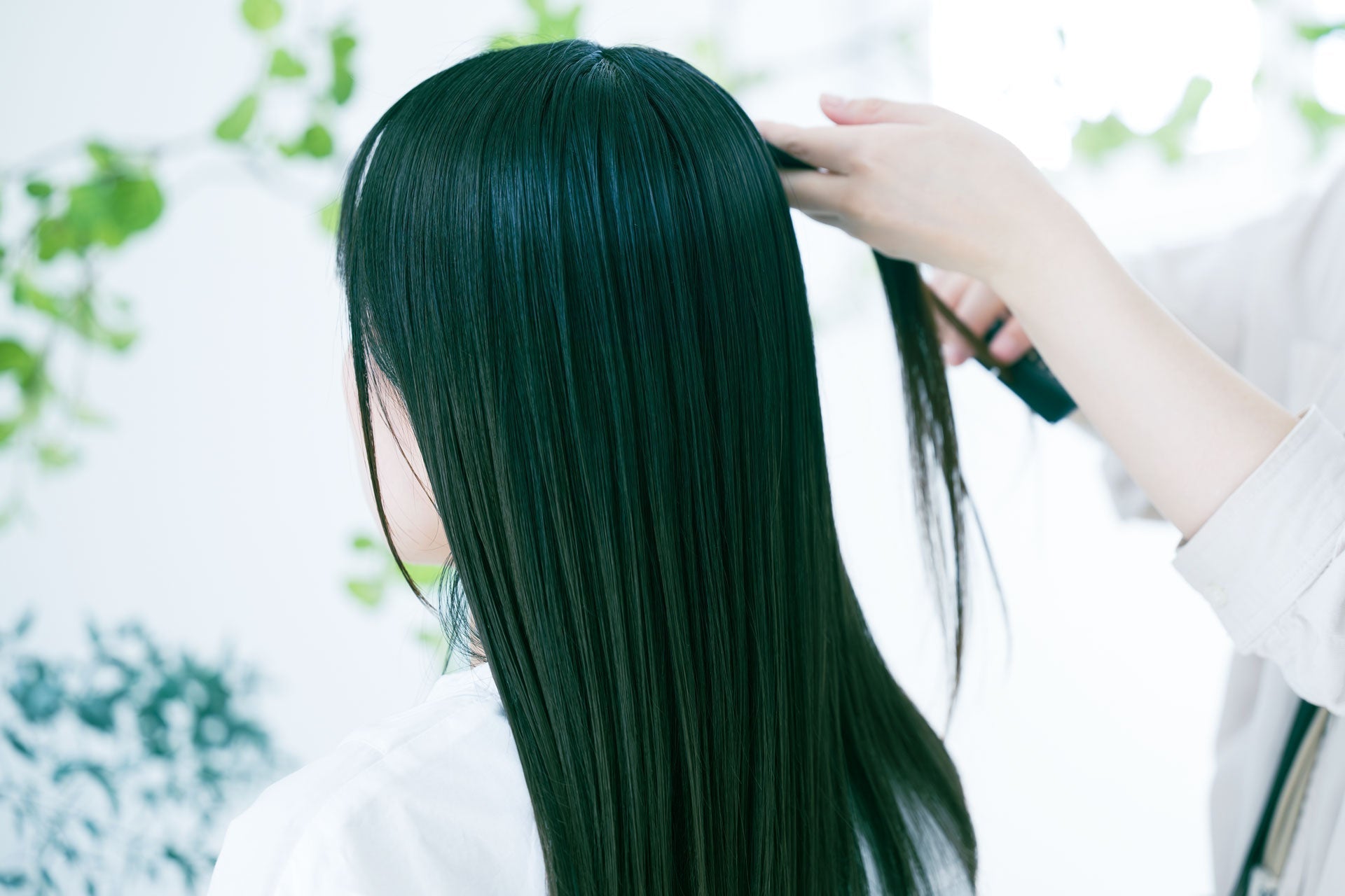 ヘアーセラムは、酸性ストレート・酸熱トリートメントした髪にも使えるの？
