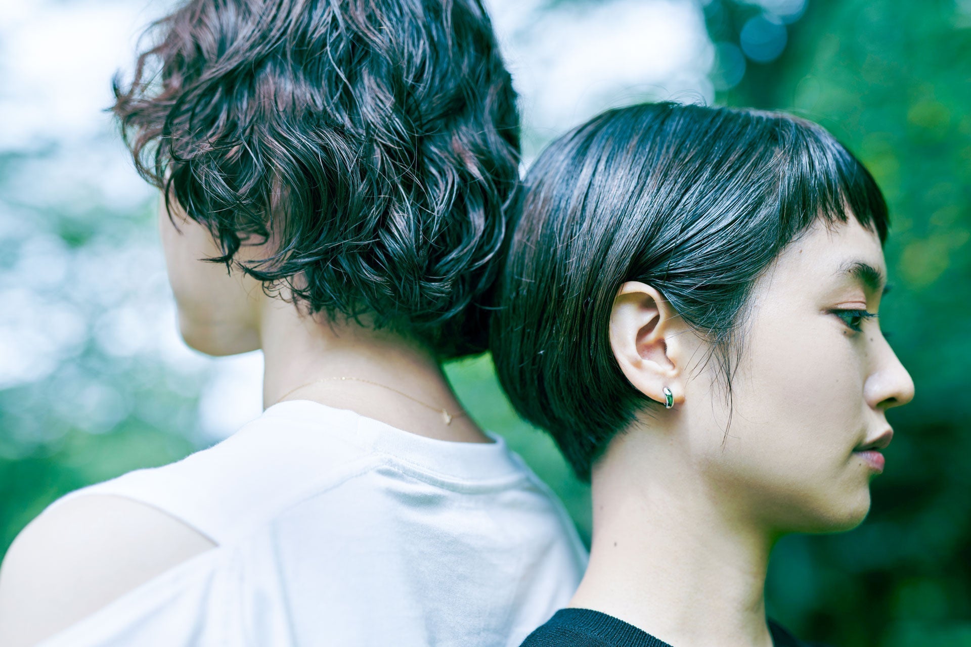 「うねりを抑える」のに「パーマ長持ち」？ ヘアーセラムでスタイルを保てる仕組み